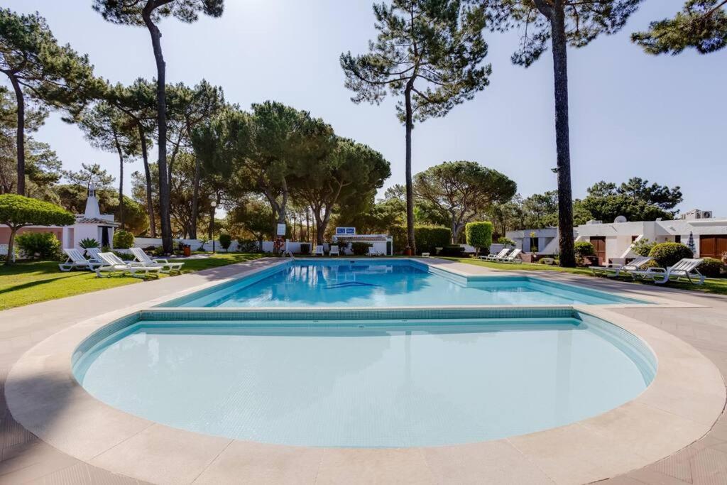 Planalto - Cosy House For 4 In A Private Condo With Pool At Vilamoura Quarteira Exterior photo